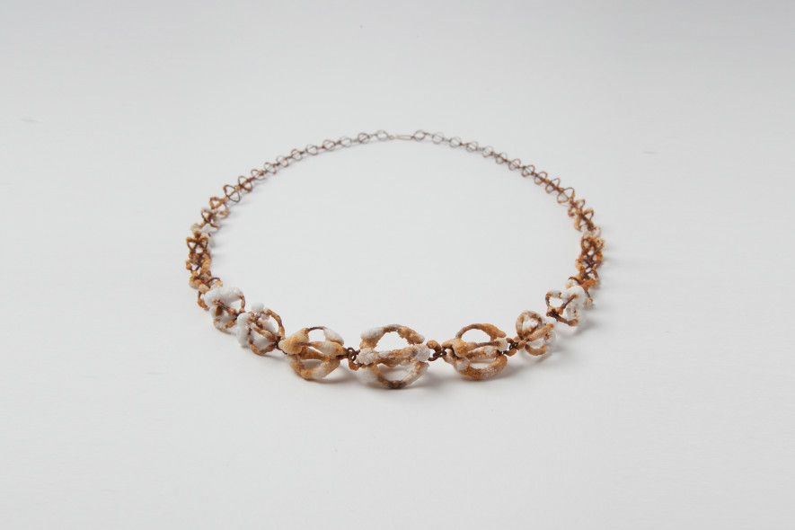 Salt Pearl Necklace | Salt, Iron wire, 18K gold | 2015 (c) Naama Bergman